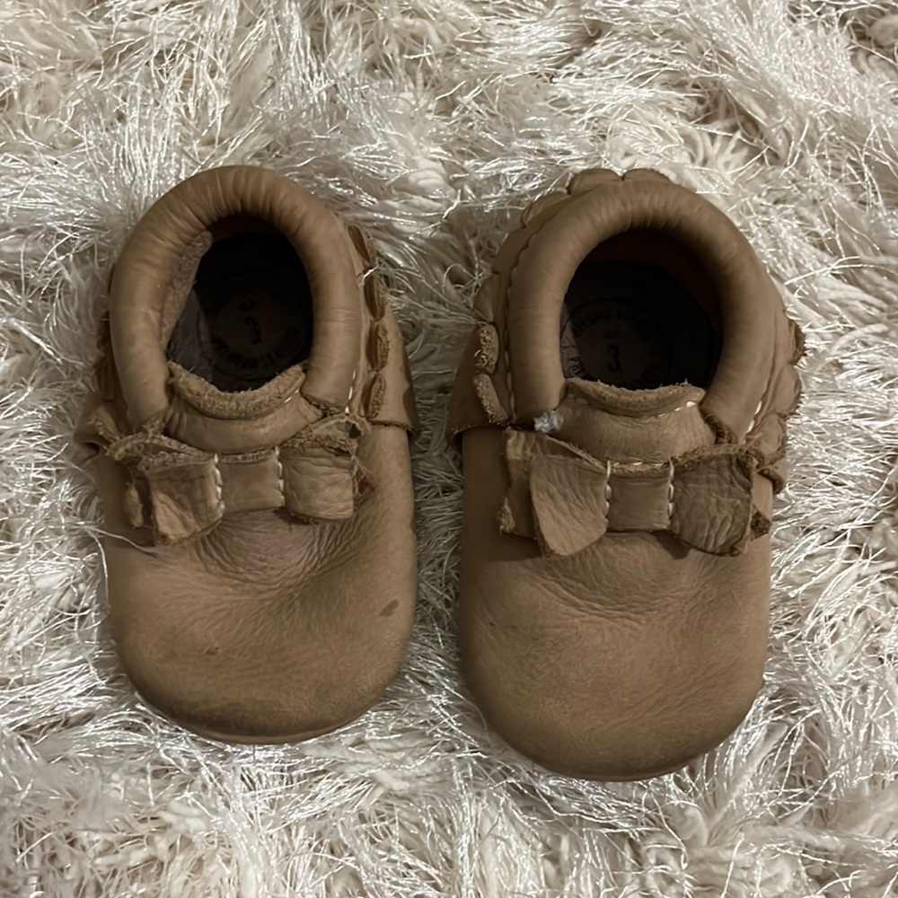 Freshly Picked Weathered Brown mini soles sz 3
